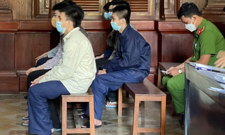 TP.HCM: Xét xử thiếu niên 15 tuổi cầm đầu băng cướp nhí gây ra 18 vụ vùng giáp ranh