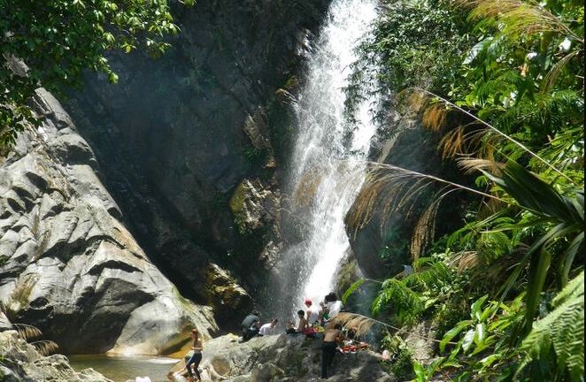 Quảng Trị: Đi tắm thác sau khi dự tiệc cưới, một thanh niên tử vong