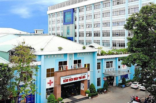 Truy tố cựu cán bộ công an nhận hàng triệu USD chạy án cho Giám đốc Bệnh viện TPThủ Đức