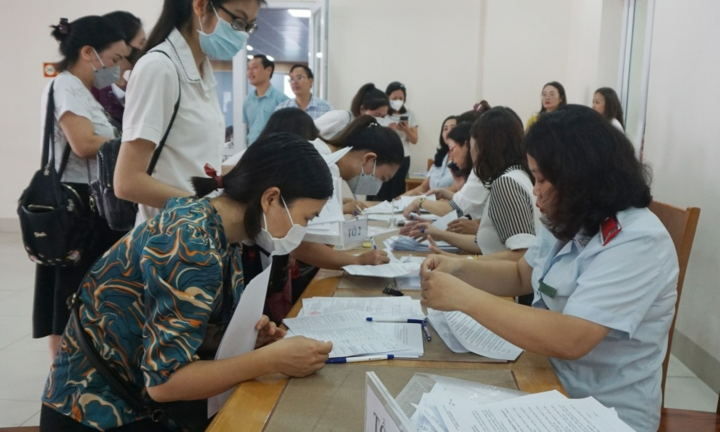 Loạt công ty Hà Nội nợ tiền tỷ BHXH: Nhiều doanh nghiệp đình đám nợ gần 10 năm