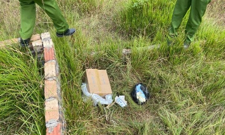 Bắc Giang: Phát hiện thi thể bé gái sơ sinh đựng trong thùng giấy tại nghĩa trang