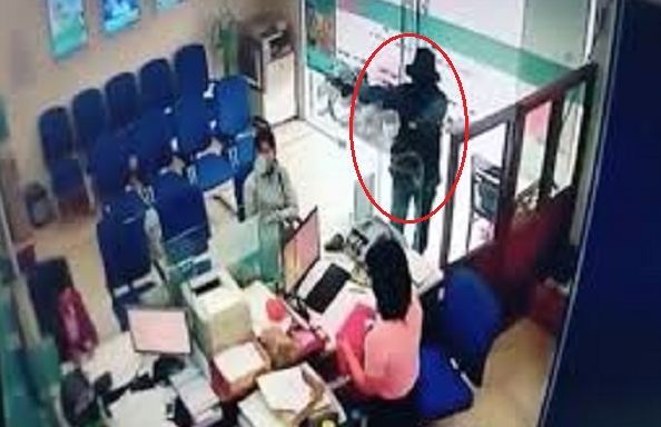 Thanh Hóa: Làm ăn thua lỗ, người đàn ông mang súng đi cướp ngân hàng