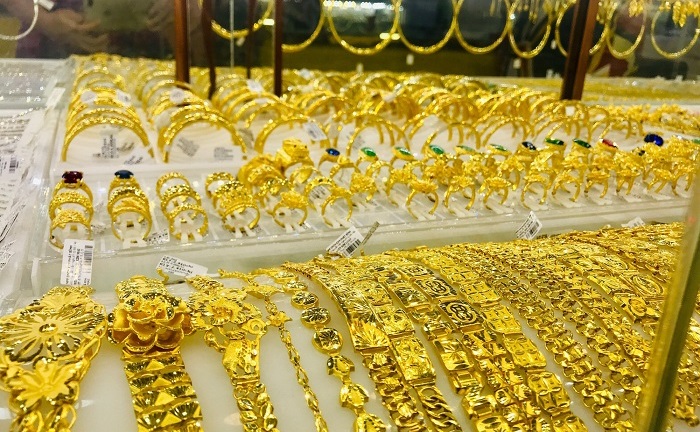 Giá vàng hôm nay 23/3: Vàng đảo chiều tăng sau tin Mỹ không còn liên tục tăng lãi suất