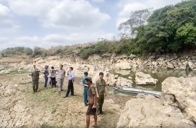 Bơi ra cứu bạn đuối nước dưới hồ, cả 2 học sinh lớp 7 cùng tử vong