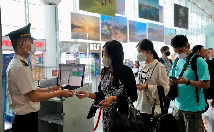 Vận tải hàng không trong 4 tháng đầu năm tăng 55%