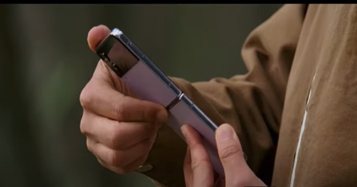 Samsung “nhá hàng” Galaxy Z Flip5 trong video mới