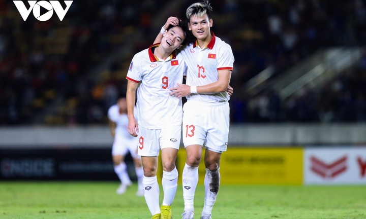 Đội tuyển Việt Nam gây bất ngờ trên bảng xếp hạng FIFA 