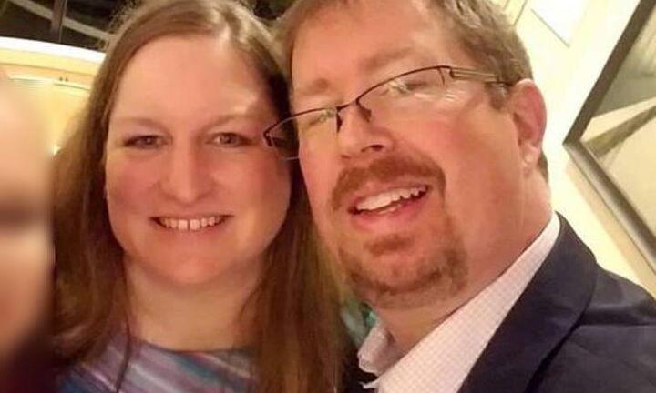 Bí mật của người phụ nữ gửi ảnh “nóng” cho tình cũ: Hung thủ giấu mặt