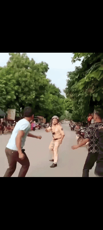 Nguyên nhân CSGT Hà Giang phải sử dụng súng chỉ thiên trong lúc làm nhiệm vụ