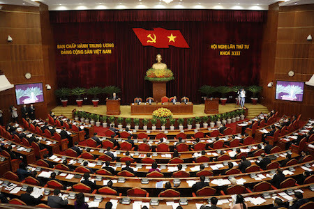 Bế mạc Hội nghị Trung ương 4