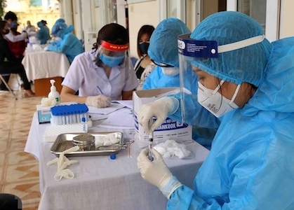 Bộ Y tế yêu cầu Hà Nội, TP. HCM báo cáo việc thu phí xét nghiệm COVID-19