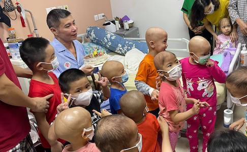 NSND Công Lý có động thái đầu tiên sau thời gian nhập viện 