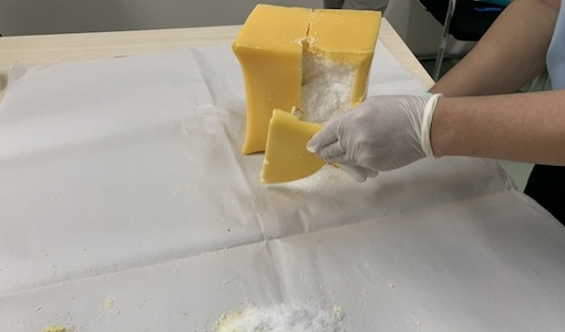 TP.HCM: Phát hiện gần 5kg ma túy trong lô hàng gửi đi nước ngoài 