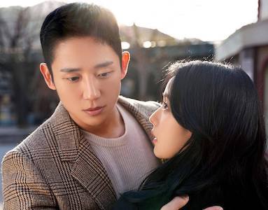 Phim mới của Jisoo (BLACKPINK) gây tranh cãi vì nam chính Jung Hae In phát ngôn liên quan đến lịch sử 