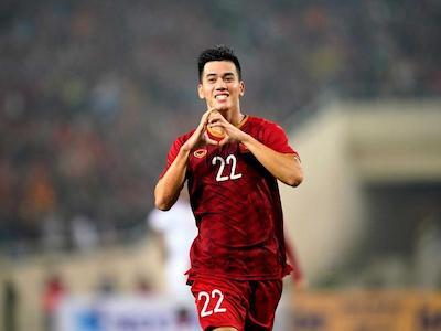 Tiến Linh có tên trong danh sách đề cử Cầu thủ xuất sắc nhất châu Á 2021
