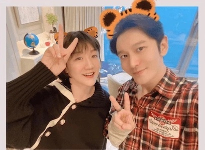 Tin tức sao Hoa ngữ mới nhất ngày 4/2: Hậu ly hôn, Huỳnh Hiểu Minh xuất hiện rạng rỡ bên cô gái trẻ