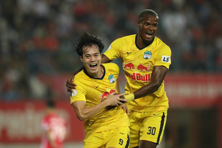 Chốt danh sách đăng ký thi đấu V-League 2022