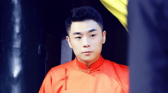 Nam diễn viên hài bị tố bạo hành vợ hơn 20 lần, nhiều lần dẫn người tình vào khách sạn 