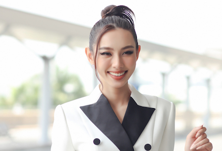 Hoa hậu Thùy Tiên mắc COVID-19 ngay khi vừa đến Thái Lan 