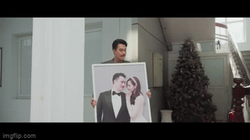 Việt Anh vào vai giám đốc, cưới được 