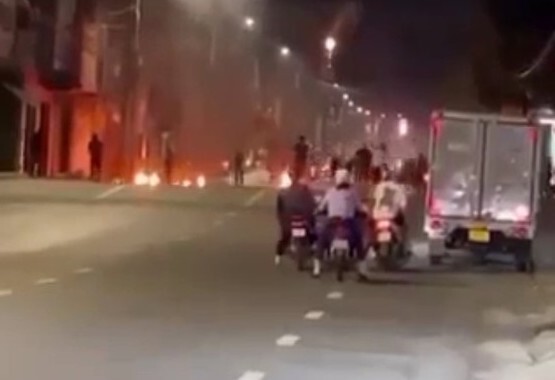 Đồng Nai: Nhiều thanh niên dùng bom xăng hỗn chiến giữa đường phố
