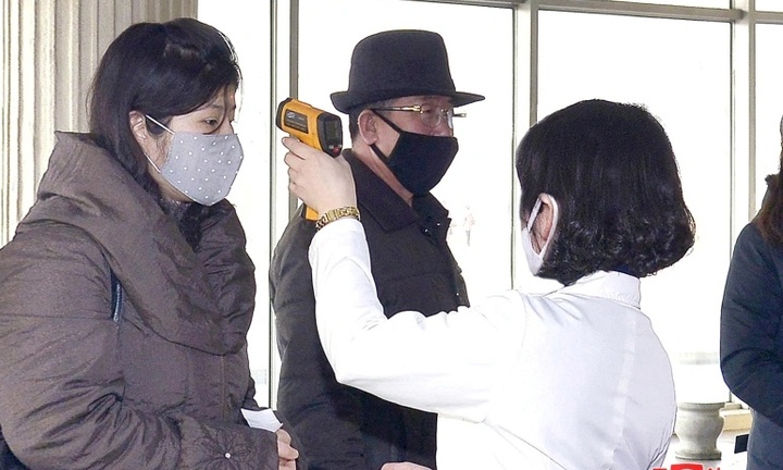 Ông Kim Jong-un triển khai quân đội chống dịch COVID-19 ở Triều Tiên