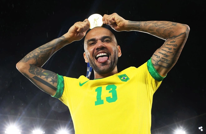 Hé lộ lí do Dani Alves bị điều tra trước World Cup 2022
