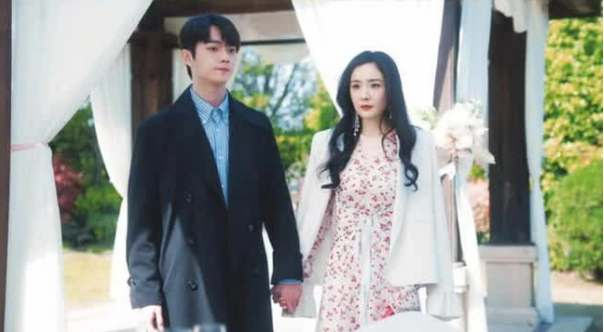 Tin tức sao Hoa ngữ mới nhất ngày 25/11: Hứa Khải gây tranh cãi về diễn xuất trong 