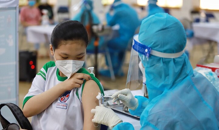 Bộ Y tế: Tình hình COVID-19 sẽ diễn biến phức tạp do biến thể phụ XBB