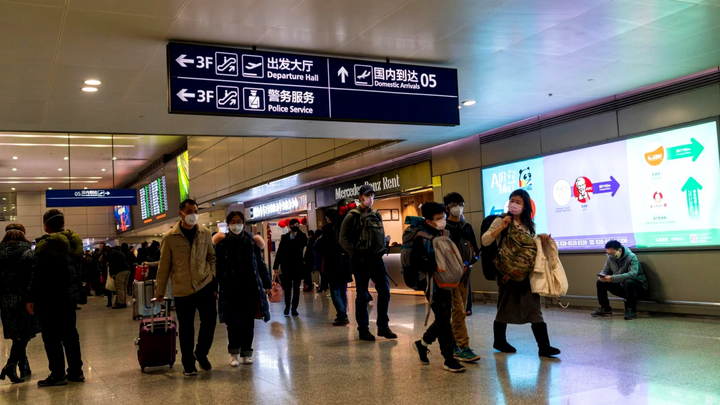 Trung Quốc nới lỏng quy định xét nghiệm COVID-19 với du khách nước ngoài 