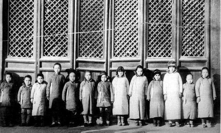 Các phi tần nhà Thanh đều không đẹp như phim ảnh