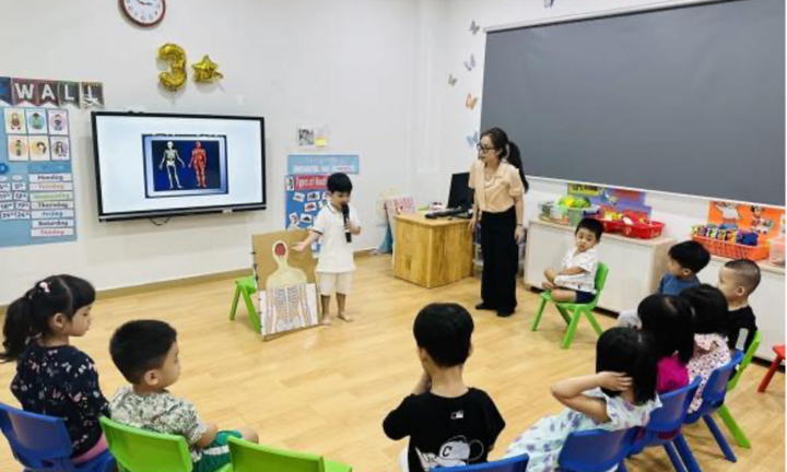 Con trai Đàm Vĩnh Hưng 3 tuổi thừa hưởng gen nghệ thuật của bố