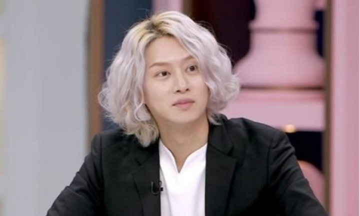 Heechul (Super Junior) xin lỗi vì đã văng tục khi say trên sóng trực tiếp