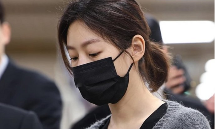 Dân tình bóc mẽ Kim Sae Ron nói dối để nhận sự đồng cảm