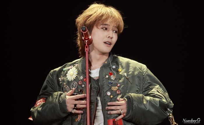 Nghi vấn G-Dragon rời YG