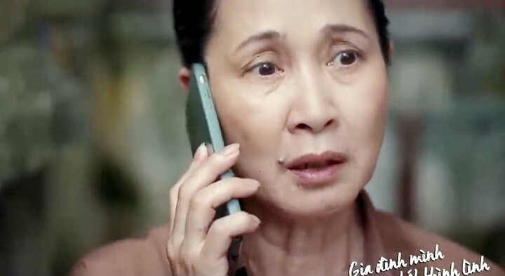 'Gia đình mình vui bất thình lình' tập 30: Bà Cúc suýt bị lừa 1,1 tỷ
