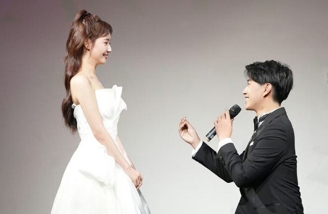 Tình cũ của Ngô Diệc Phàm đính hôn sau gần một năm hẹn hò