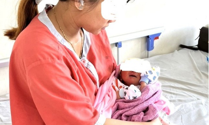 Bé gái sơ sinh đã được giao trả cho mẹ trong vụ nghi bắt cóc ở bệnh viện tại Bình Dương
