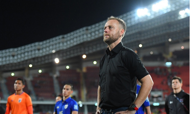 HLV Polking chia tay tuyển Thái Lan, nhường chỗ cho nhà cầm quân người Nhật Bản