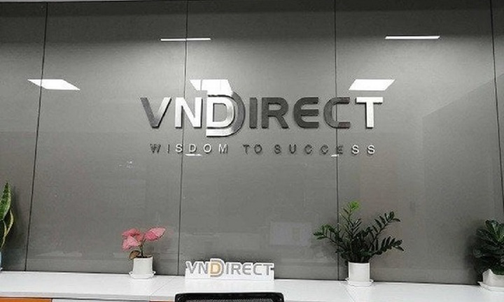 Ngày đầu hệ thống VNDirect giao dịch trở lại, nhà đầu tư kêu khó đặt lệnh mua bán