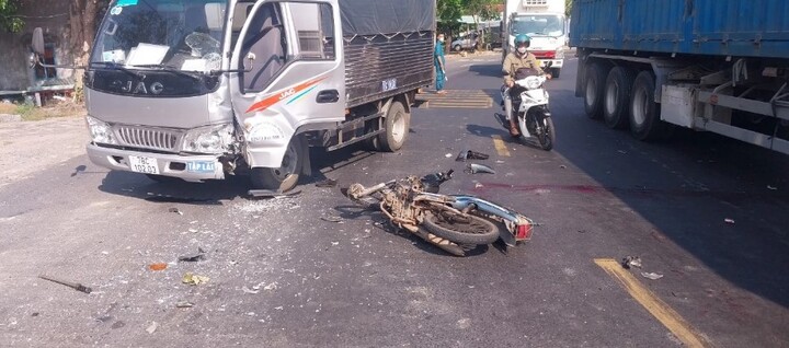 Tin tức tai nạn giao thông mới nhất ngày 3/4: Va chạm với xe tập lái, người đi xe máy tử vong