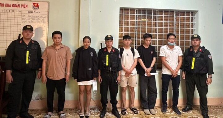 Triệt phá ổ nhóm tạo lập, mua bán hàng trăm nghìn tài khoản ngân hàng trái phép