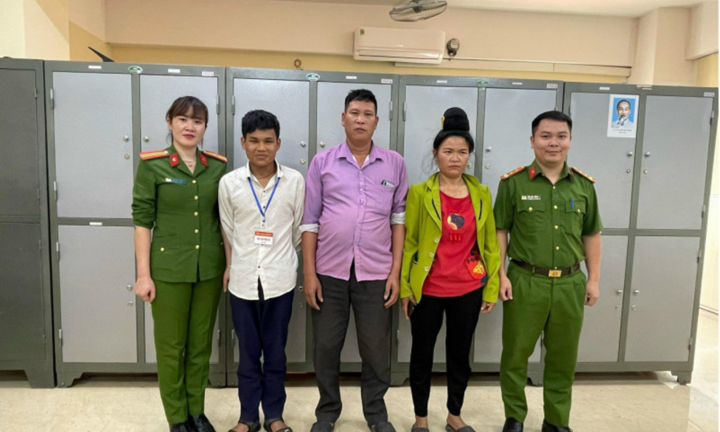 Giải cứu thanh niên bị lừa bán sang Campuchia trở về nhà