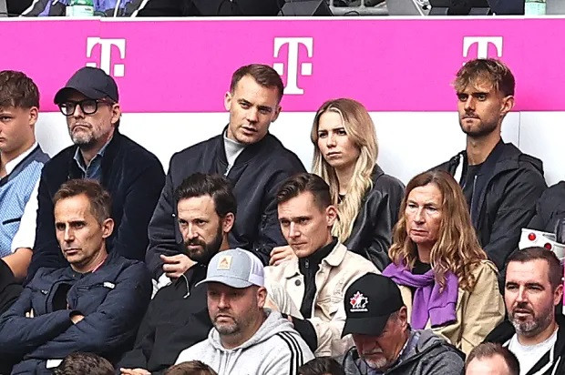 Các cầu thủ Bayern Munich nhận tin kém vui trước trận đại chiến với Arsenal 