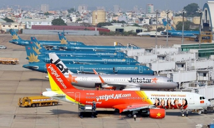 Tăng chuyến bay các chặng từ Hà Nội, TP.HCM đi các tỉnh dịp lễ 30/4-1/5