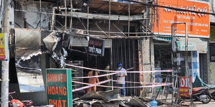 Tin nóng 24h hôm nay ngày 11/4: Cháy tiệm bánh ngọt rạng sáng, 6 người chạy thoát thân ra ngoài