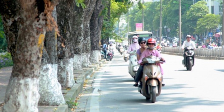 Tin tức dự báo thời tiết hôm nay 12/4: Miền Bắc trời tiếp tục nhiều mây, có lúc nắng nóng