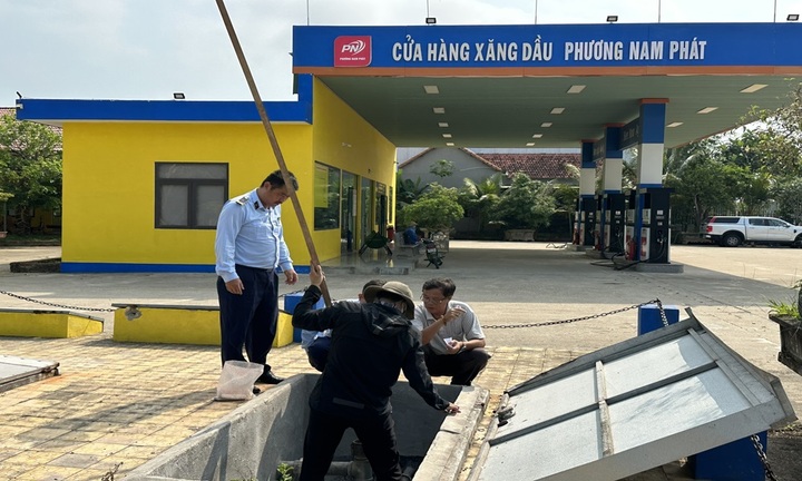 Bán hàng không có giấy phép, Công ty TNHH MTV Xăng dầu Phương Nam Phát bị xử phạt