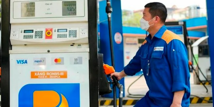 Điều hành giá xăng dầu như thế nào trong ngày Giỗ tổ Hùng Vương?