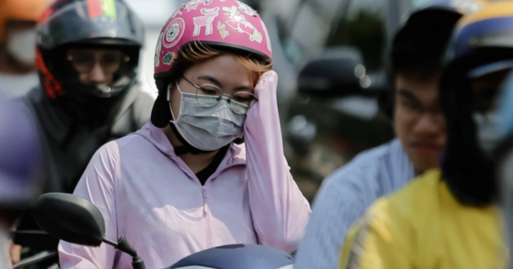 Tin tức dự báo thời tiết hôm nay 17/4: Nắng nóng tiếp diễn cả nước, Bắc Bộ có thể mưa chiều tối